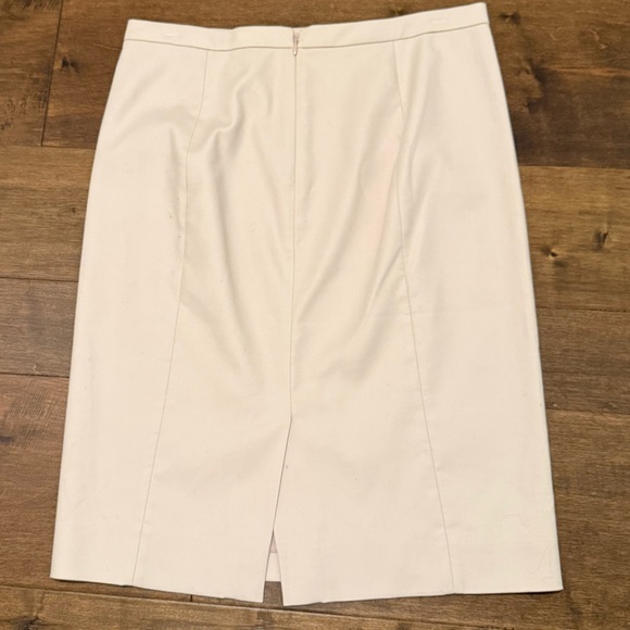 Classic Pencil Skirt - Picture 2 of 4